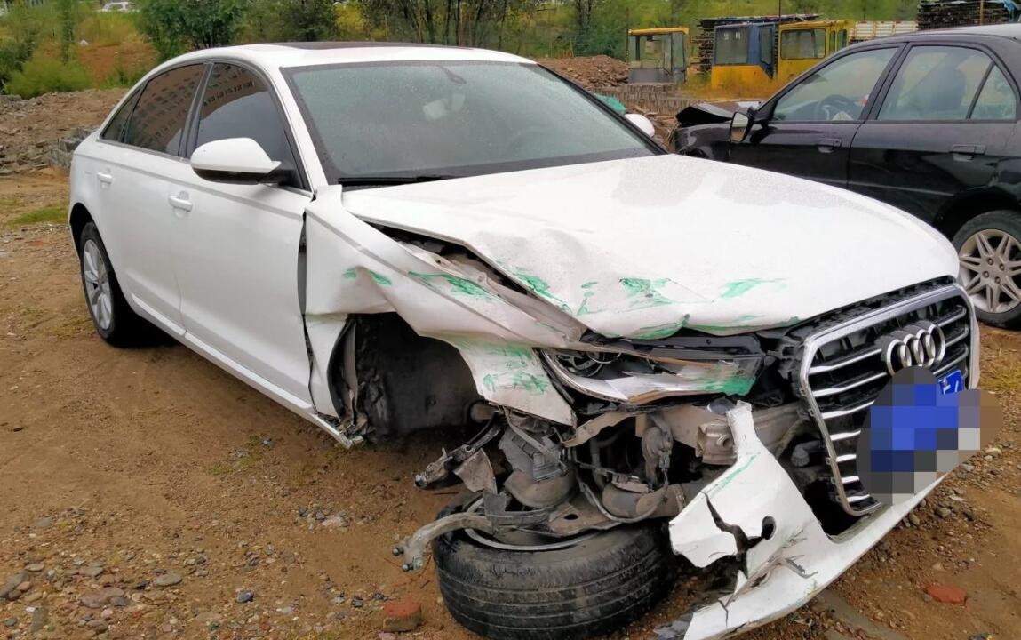 事故車怎么辦理報(bào)廢銷戶 事故車怎么辦理報(bào)廢銷戶